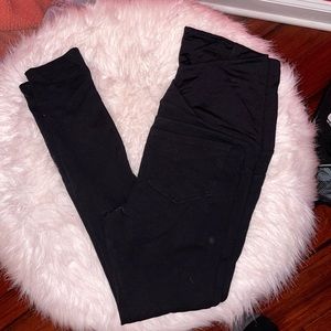 Isabel maternity black leggings with back pockets